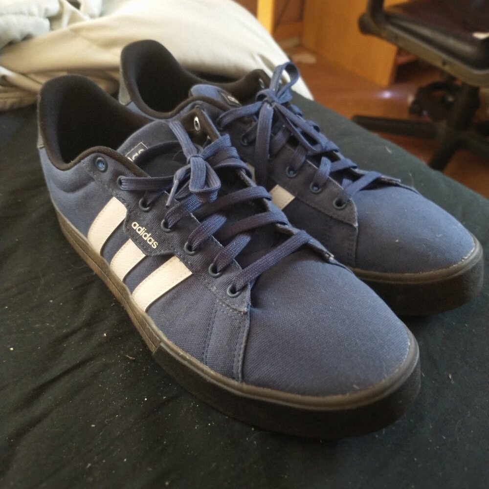 Adidas Daily blue size 13 shoes